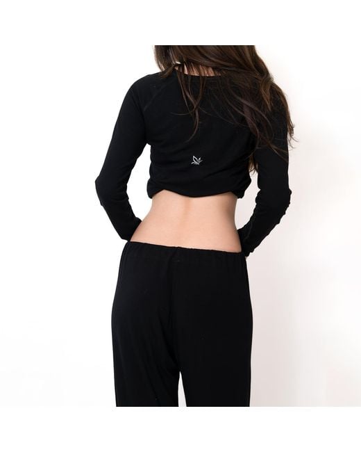 On/Off Essentials Black The Everyday Longsleeve