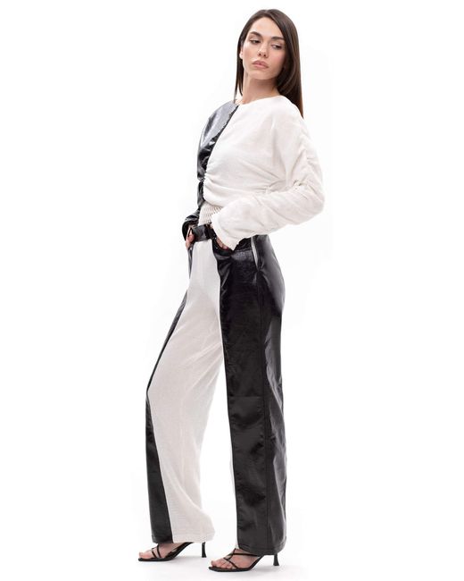 Maison Bogomil Black Split Motion – Cropped Top