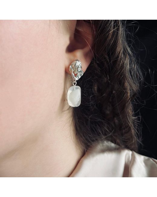 Bio-Trimmings Metallic Carrara Drop Earrings