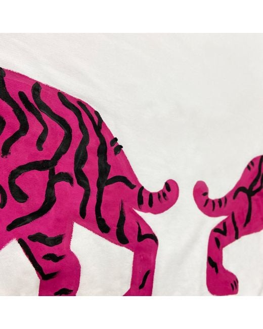 Quillattire White Sweatshirt With Tiger