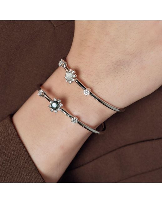 Freqnc Atelier Metallic Eight Petals Bangle