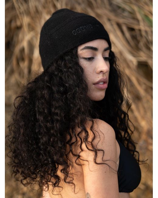 Catnip and Seaweed Black The Cashmere Beanie