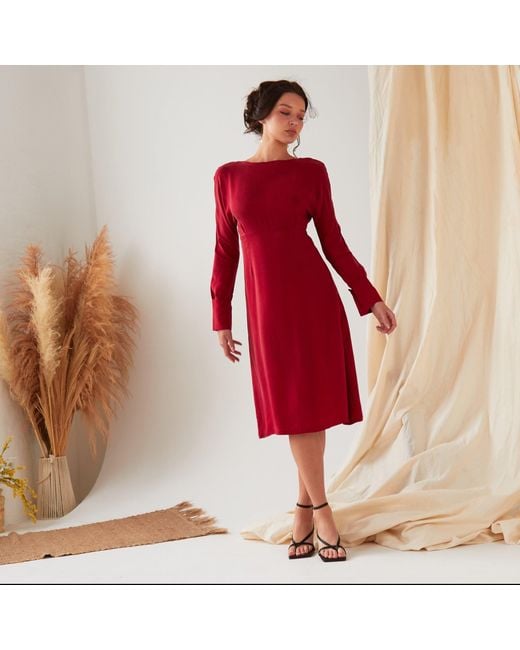 Sarvin Red Long Sleeve Midi Dress