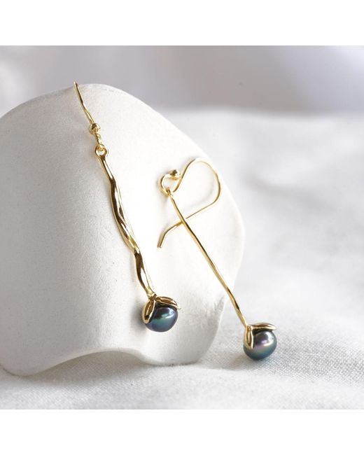 Isla Silver Metallic Molten Pearl Drop Earrings