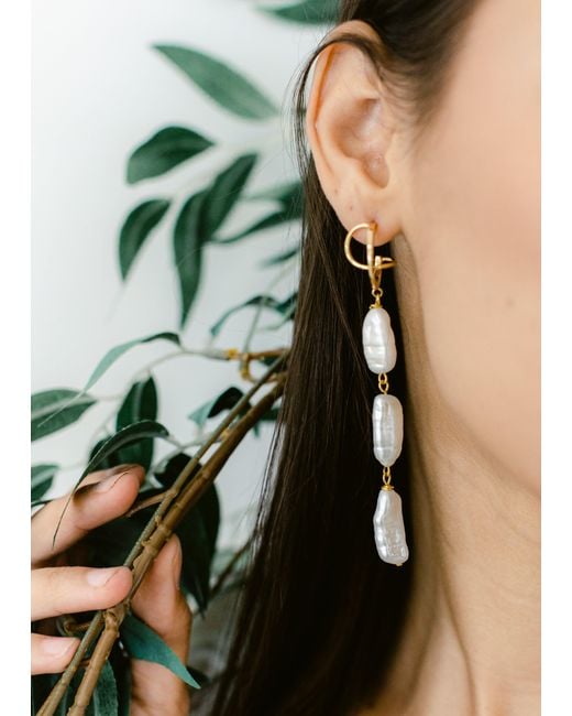 Adriana Pappas Designs White Pearl Swirl Earrings
