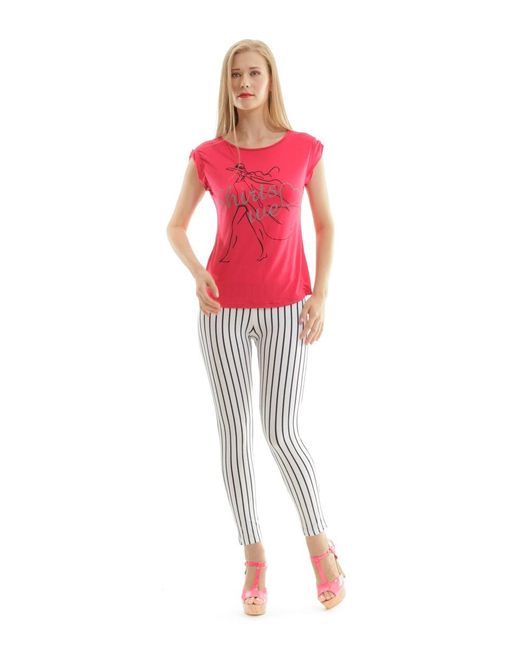 Conquista Red Printed Sleeveless Top