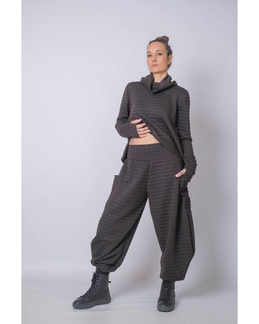 Yogi8Apparel Black The Grid Funnel Neck Top