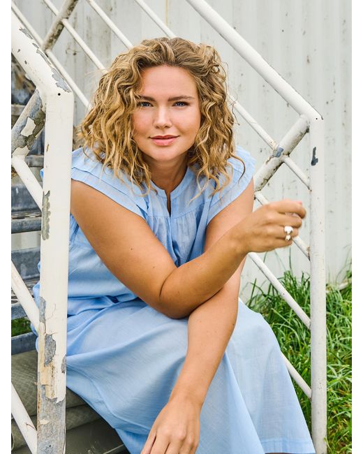 Zoe Blue Cloe Top
