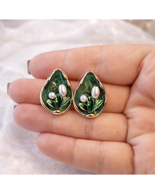 Nuvv Collection Green Botanical Design Earrings