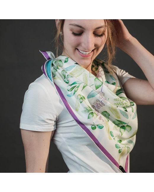 Jessie Zhao New York Green Double Sided Silk Scarf Of The Color Of Breeze
