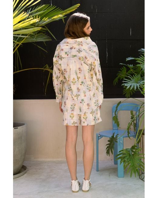 Em & Shi White Healing Herbs Shirt