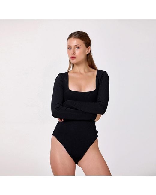 Smart and Joy Black Square Necklinbe Bodysuit