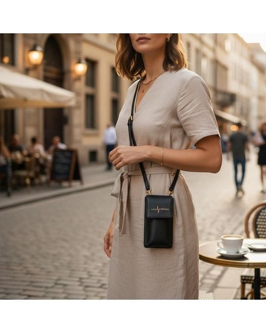 Luis Steven Black Smartphone Pouch