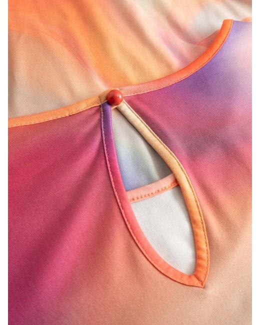Zoe Pink Chiu T-Shirt