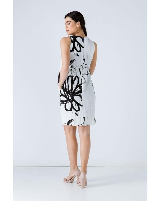 Conquista White Floral Print Sleeveless Sack Dress