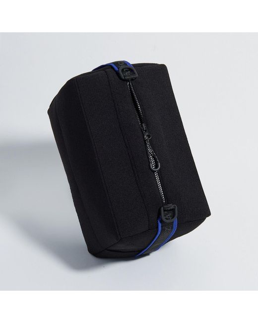 Atacz Black Cube With Utility Strap