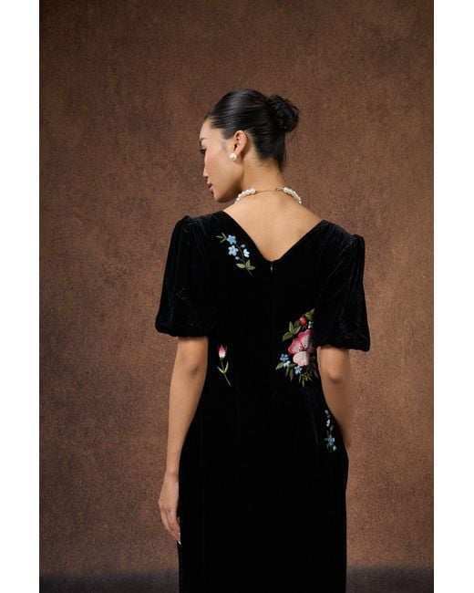 Silk and Bears Black Hand-Embroidered Silk Velvet Puff-Sleeve Maxi Dress — Floral — Velvet Atelier
