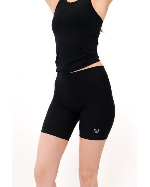 On/Off Essentials Black The Core Short