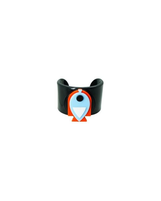 Gissa Bicalho Black Handmade Acrylic Bracelet Fish Wide