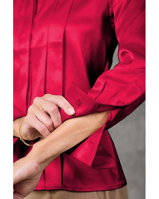 Madison / Savile Red Rose Regent Pleated Satin French Cuff