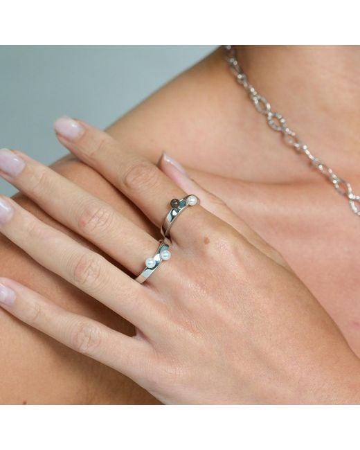 Onia Metallic Pearl Loop Lock