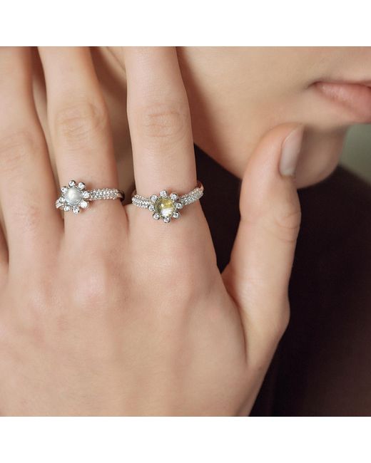 Freqnc Atelier Metallic Eight Petals Ring