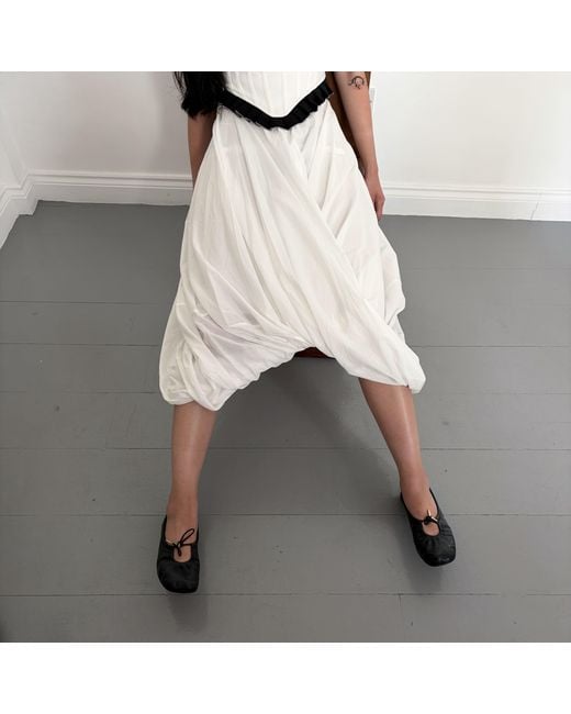 London Atelier Byproduct White Asymmetric Twisted Ballon Skirt