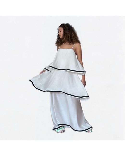 London Atelier Byproduct White Layer Dress With Spaghetti Straps