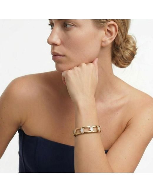 Uchi and Soto Metallic Gingko Shell Bangle