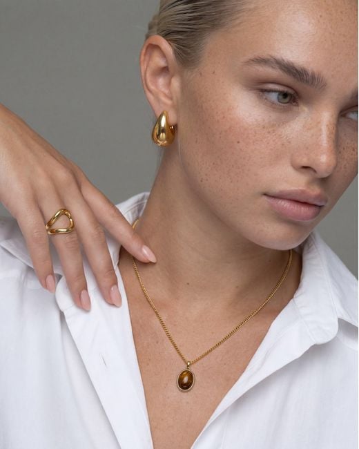 Elk & Bloom Metallic Medium Chubby 14K Teardrop Drop Studs