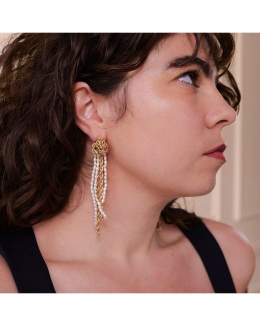 Leeada Jewelry Metallic Brittany Chain Pearl Drop Earrings