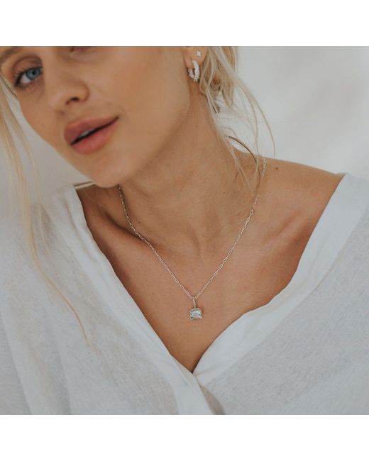 Dainty London Metallic Large Quartz Necklace