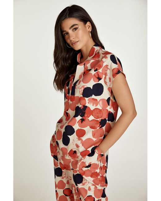 Conquista Red Apricot Print Linen Style Sleeveless Top