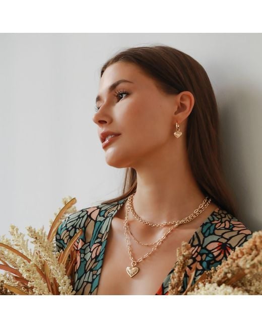 Leeada Jewelry Metallic Venus Heart Earrings