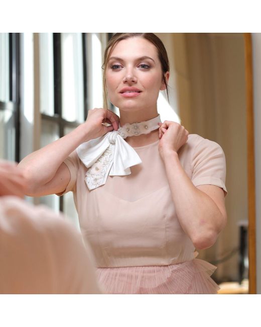 NANDANIE White The Blossoming Jenny Bow Tie
