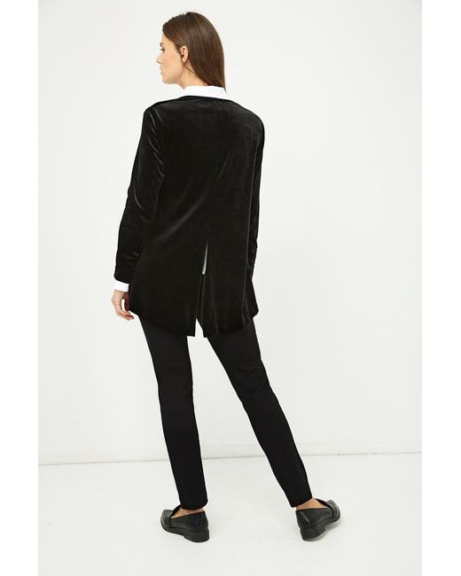 Conquista Black Velvet Cardigan With Ties