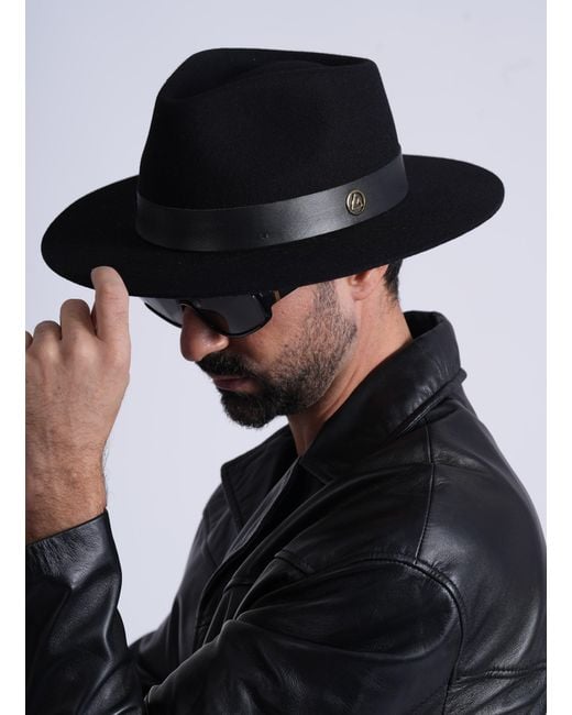 Le Trap Black Lyon