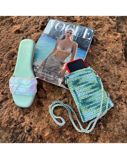 Sibylla Delphica Green Handmade Crochet Phone Case -Lime