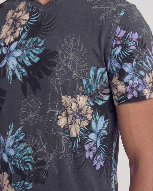 Lords of Harlech Blue Maze Exotic Floral Vneck Tee for men