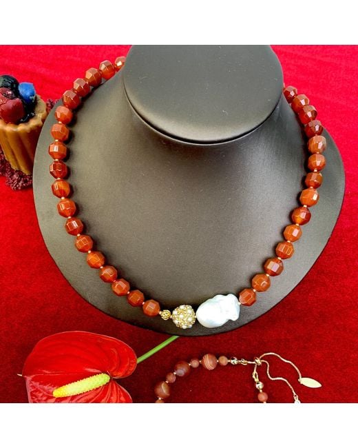 Farra Red Agate With Baroque Pearl Short Necklace