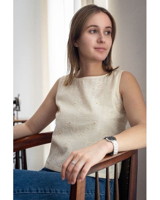 Stovaria Natural Textured Sleeveless Top