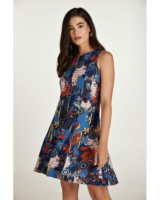 Conquista Blue Flora Print Cloche Dress