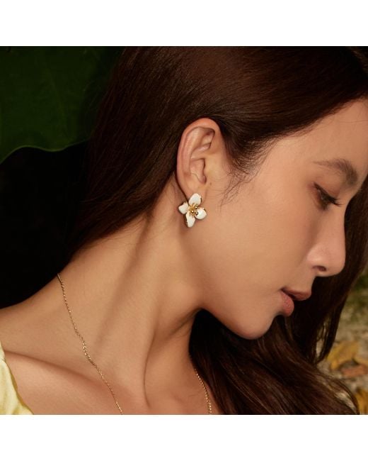 Retro Chic Metallic Iris Blossom Stud Earrings