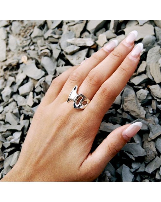 Luna Delphine Black Blade Ring