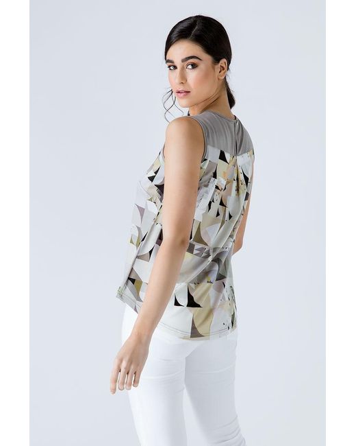Conquista Natural Taupe Keyhole Detail Print Top