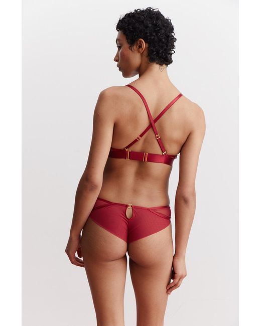 Somewhere Never Red Making Waves Brazilian Brief