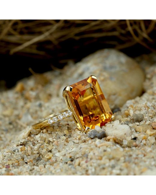 Artisan Orange 18k Yellow Gold Natural Citrine Emerald Cocktail Ring