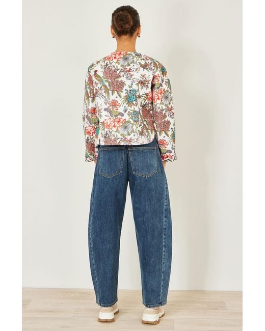 Yumi' White Peacock Print Reversible Cotton Quilted Jacket