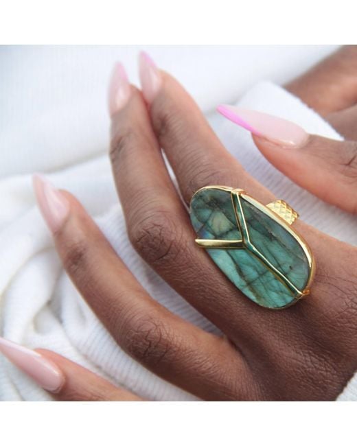 YAA YAA LONDON Multicolor Yaa Yaa Labradorite Gemstone Gold Statement Ring