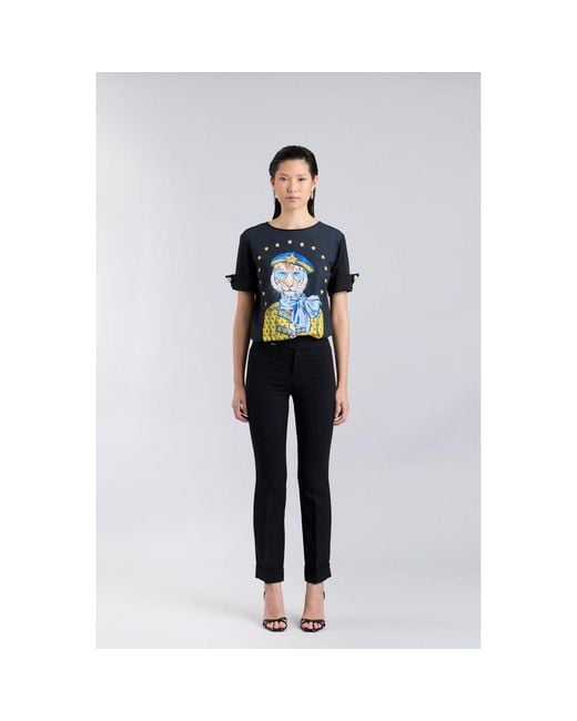 The Extreme Collection Blue Printed T-Shirt With Buttons